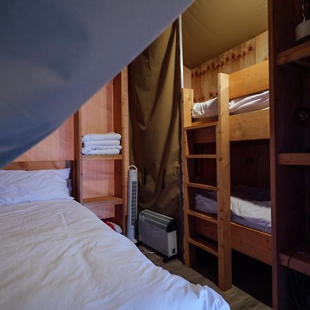 Sunset Retreats Safari Tent Ombersley Luaran gambar