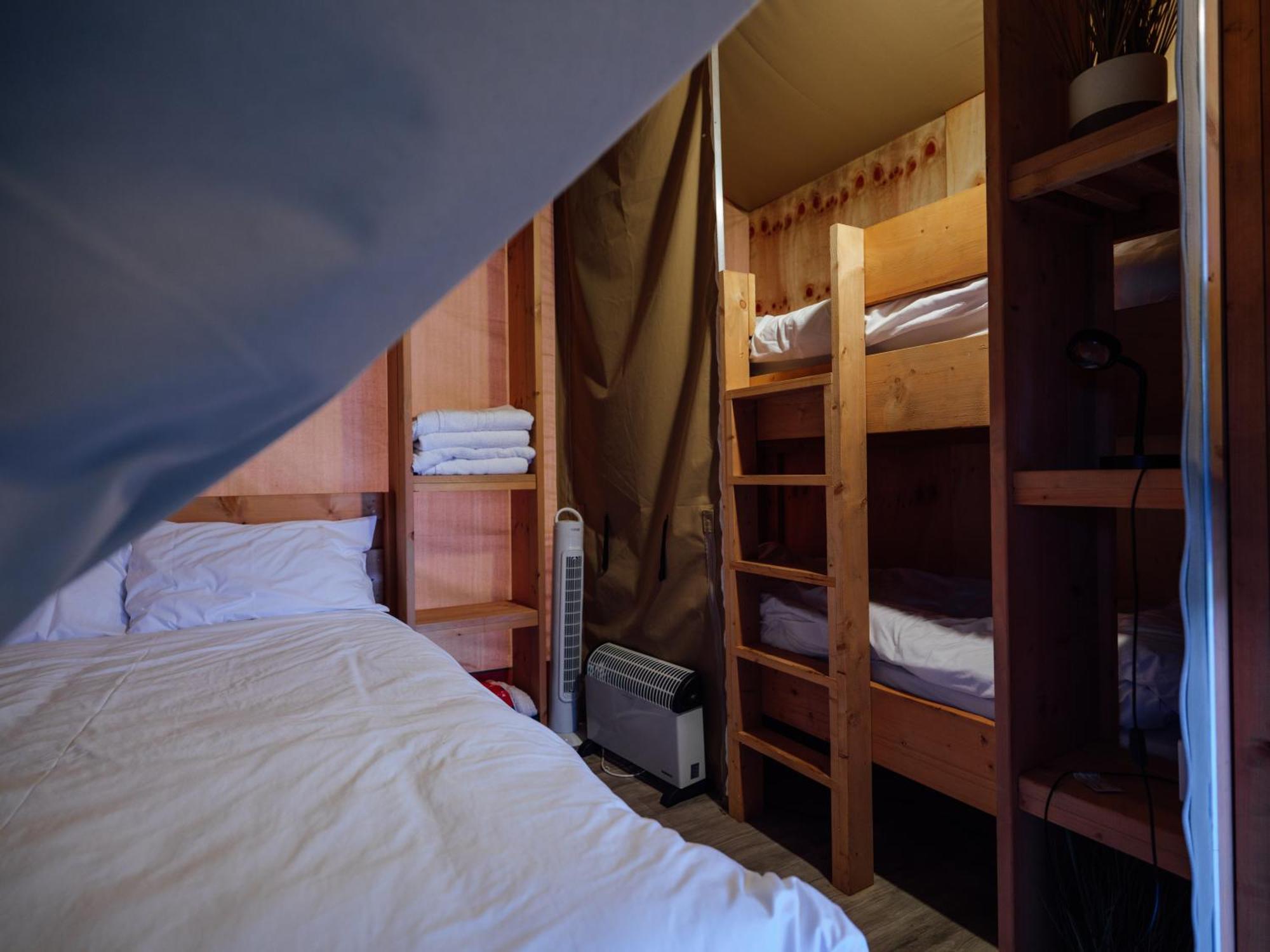 Sunset Retreats Safari Tent Ombersley Luaran gambar